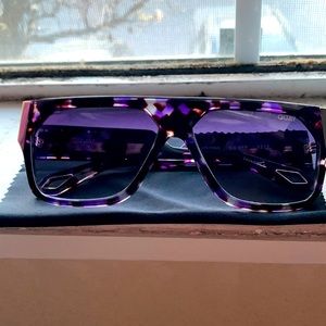Quay sunglasses very stylish!